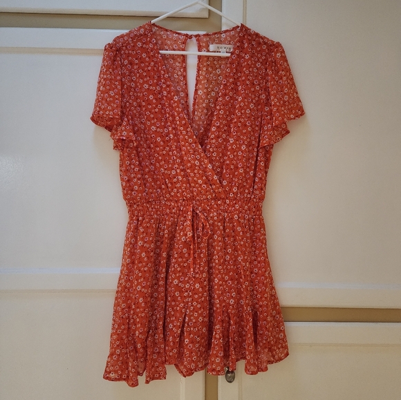 Row A Women's Floral V-Neck Romper - Picture 4 of 15